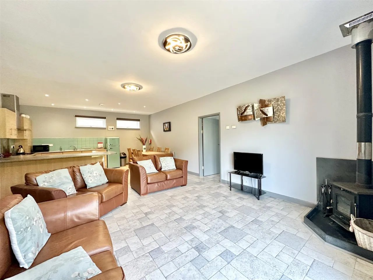 Seven Characterful Cottages & 4.5 Acres, West Down, photo 41