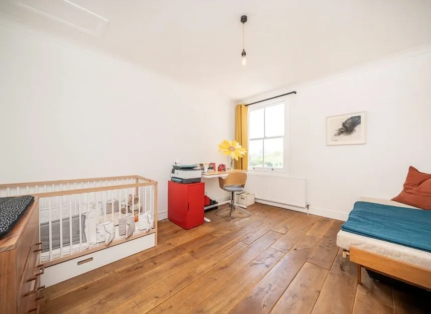 Goldsmiths Row, London, E2, photo 9