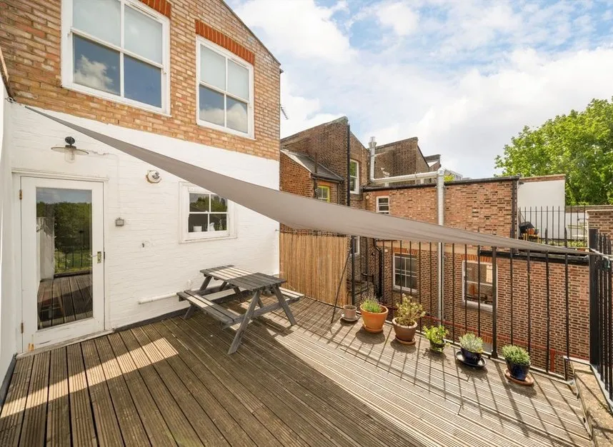 Goldsmiths Row, London, E2, photo 4
