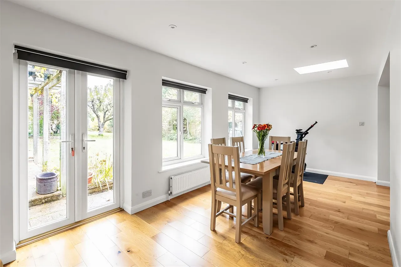 Agates Lane, Ashtead, KT21, photo 22