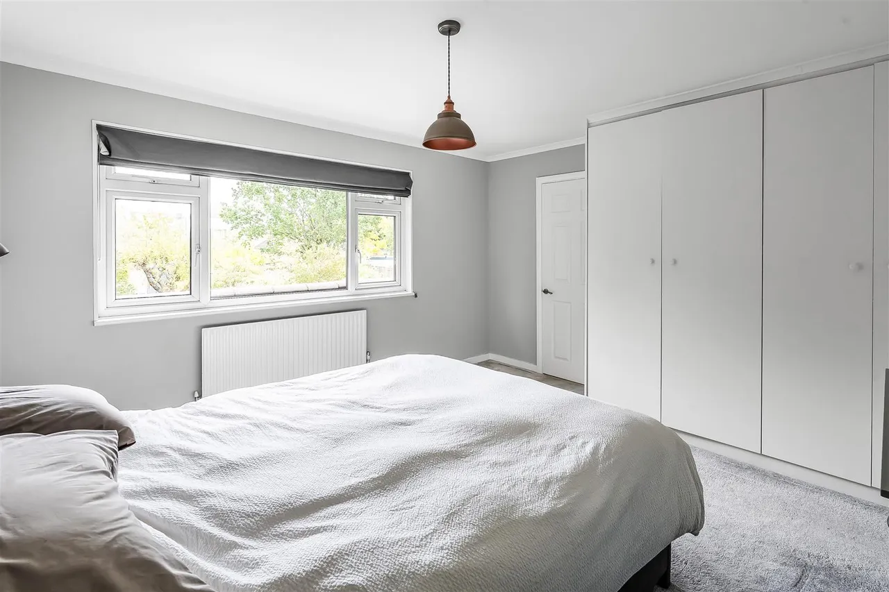 Agates Lane, Ashtead, KT21, photo 9