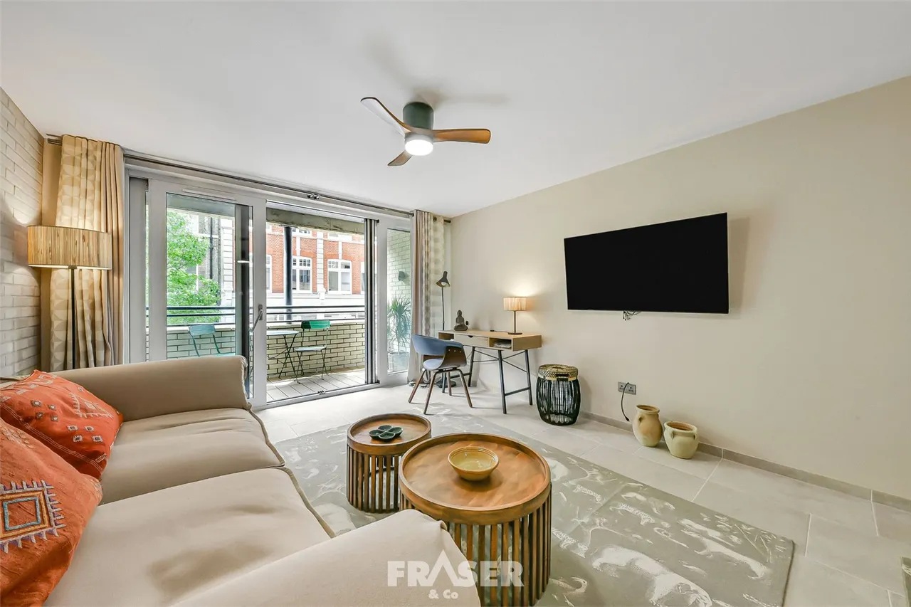 Wells St, Fitzrovia, W1T, photo 8