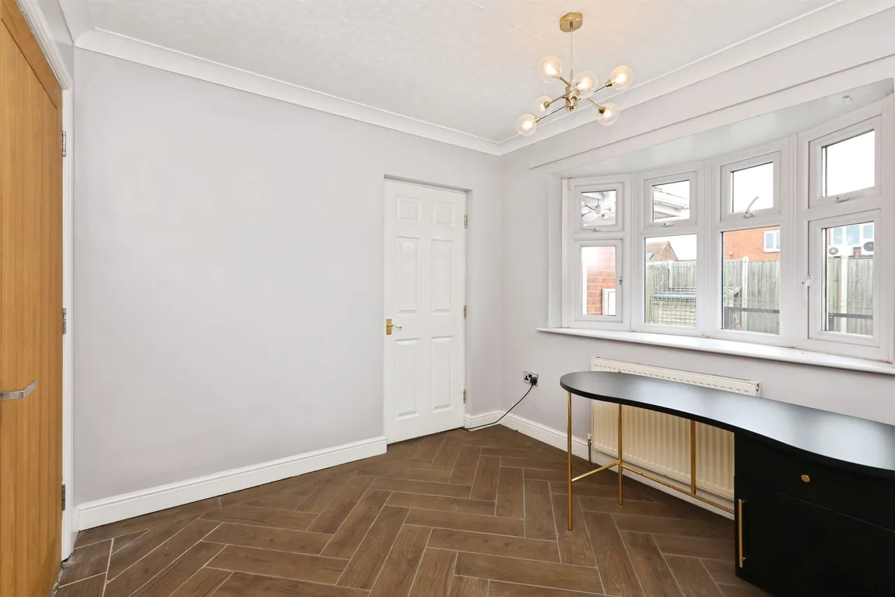 Lawnwood Lane, Elkesley, DN22, photo 9
