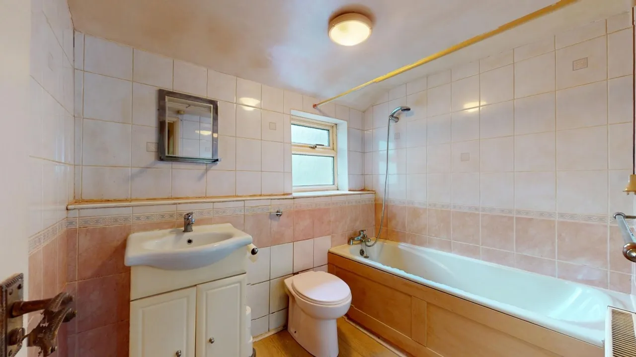 East Milton Road, Gravesend, DA12, photo 9