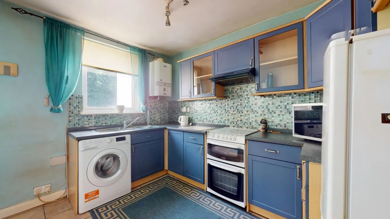 East Milton Road, Gravesend, DA12, photo 3