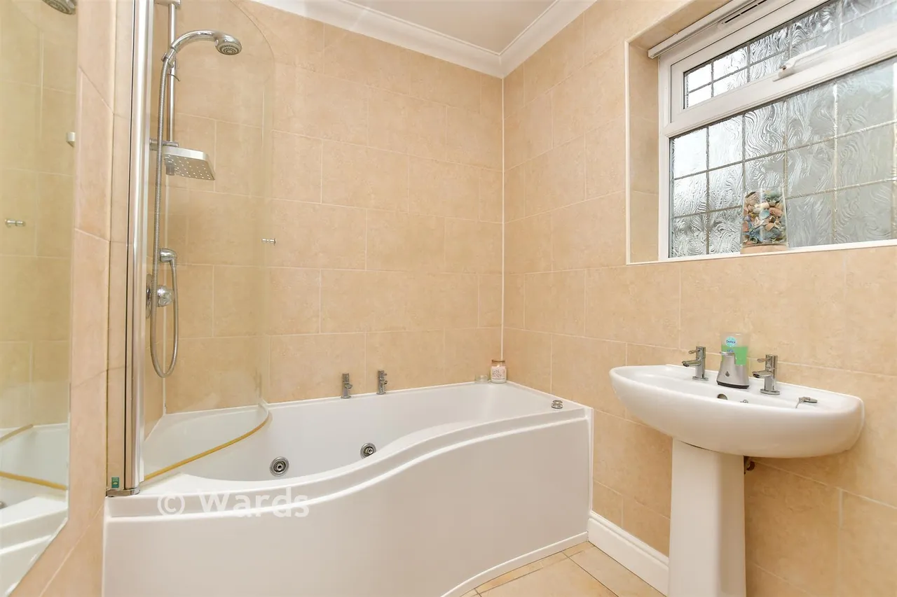 York Avenue, Walderslade, ME5, photo 14