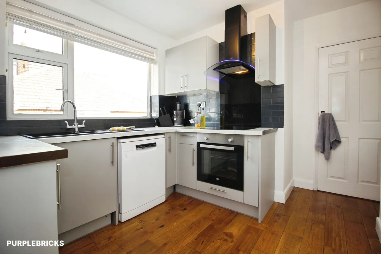 Ash Street, Wakefield, WF3, photo 10