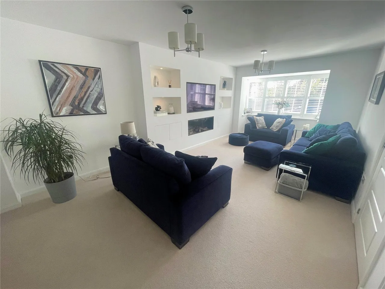 Greenhurst Drive, East Grinstead, RH19, photo 3
