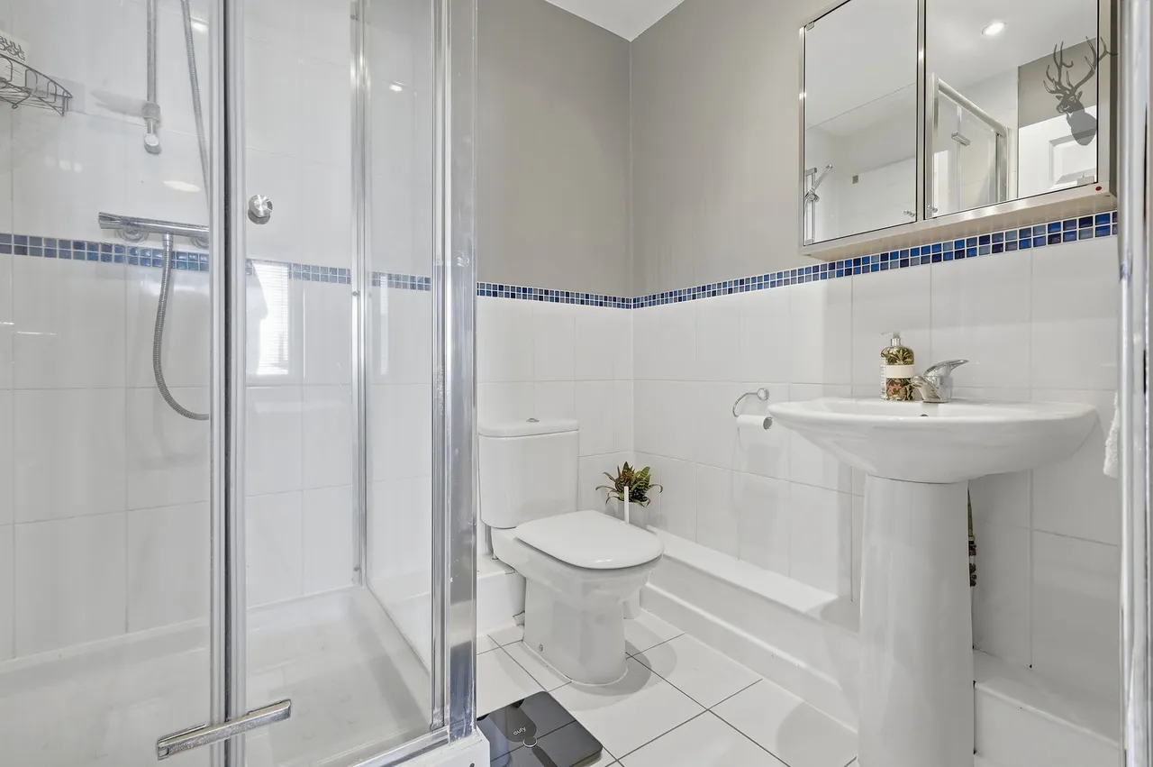Pancras Way, London, E3, photo 14