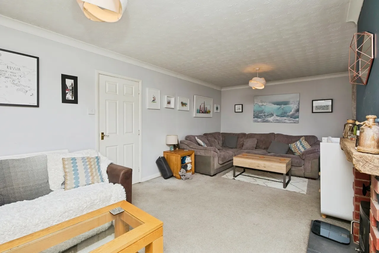 Cotswold Close, Long Eaton, NG10, photo 9