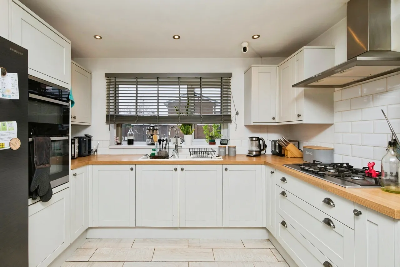 Cotswold Close, Long Eaton, NG10, photo 5