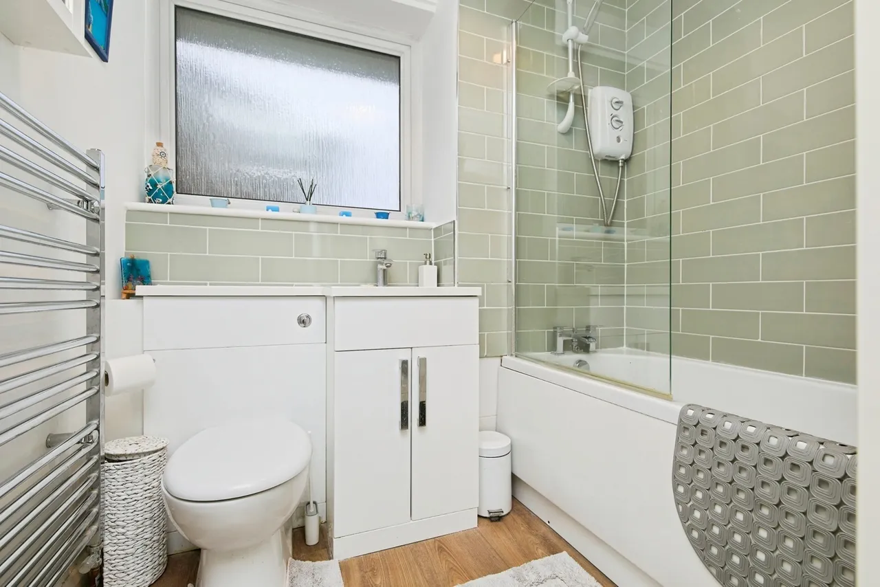 Cotswold Close, Long Eaton, NG10, photo 14