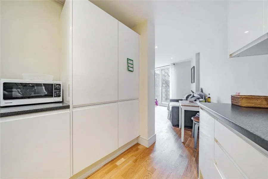 St. Annes Street, London, E14, photo 12
