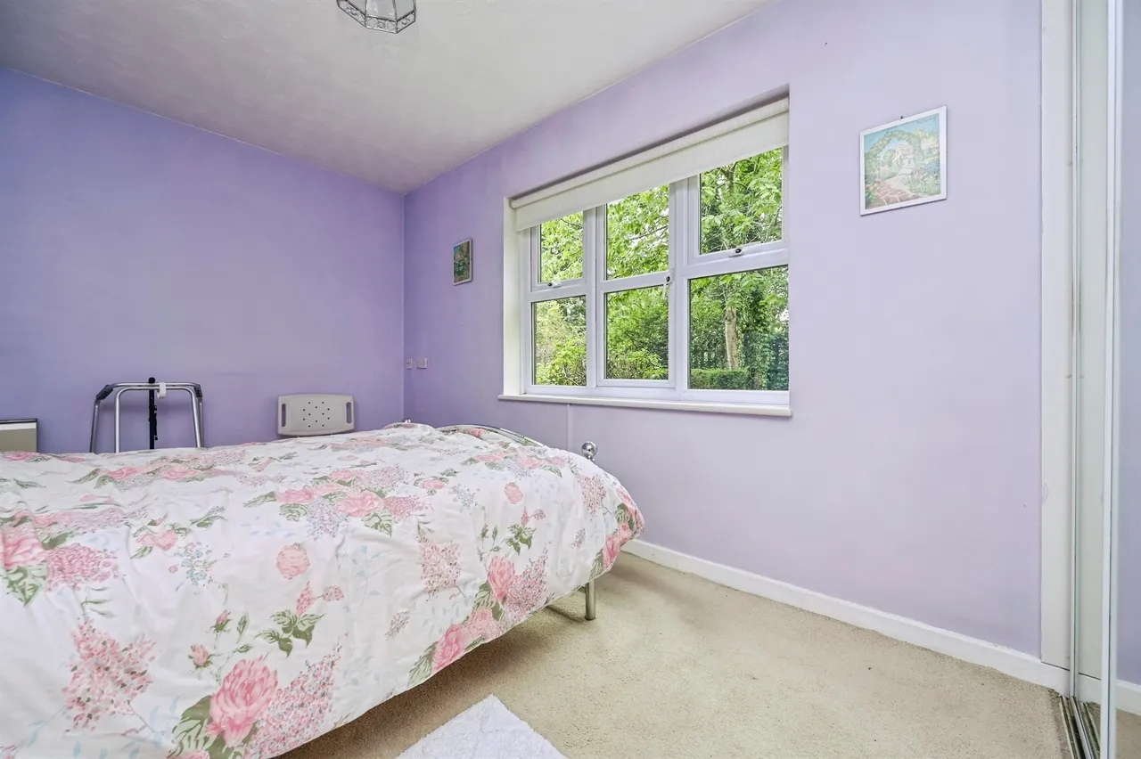 Tudor Court, Liverpool, L19, photo 7