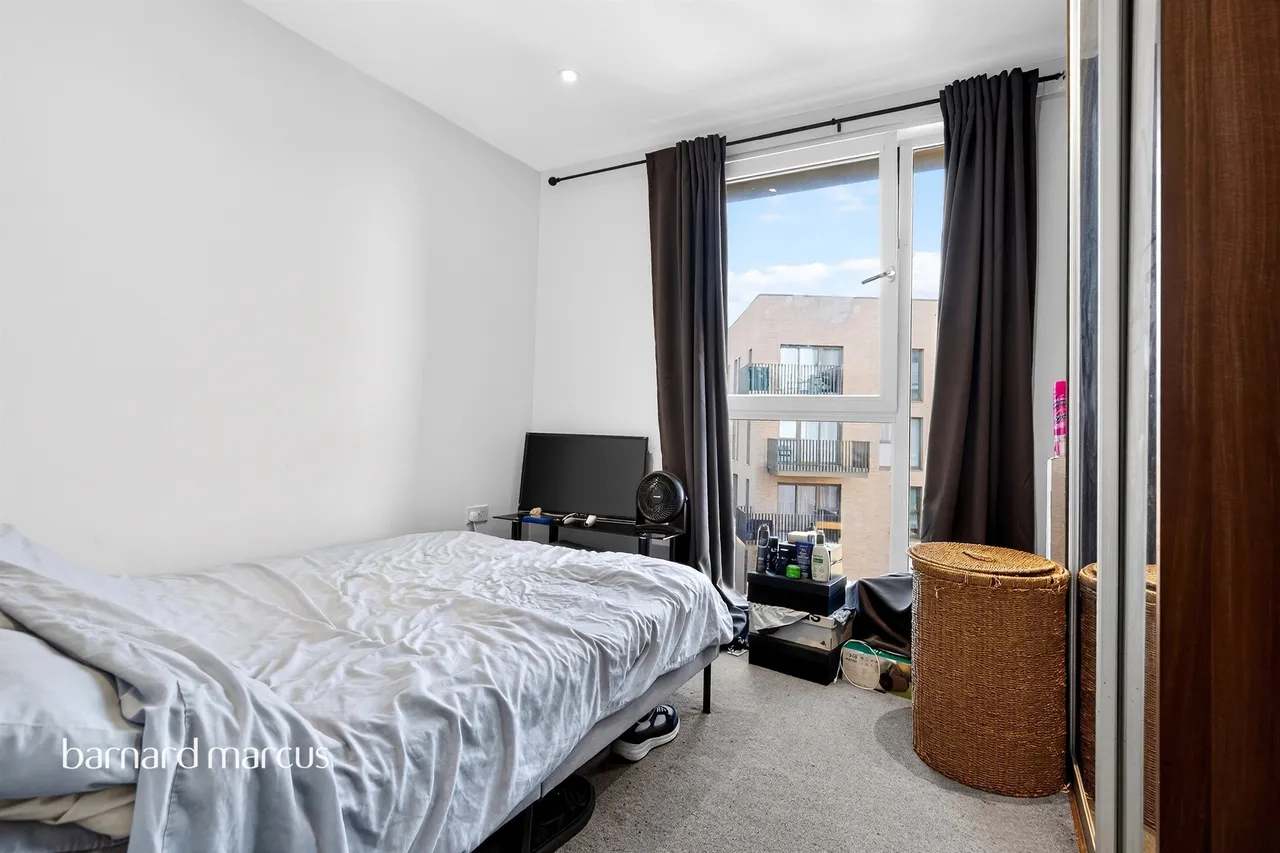 Moorhen Drive, London, NW9, photo 12