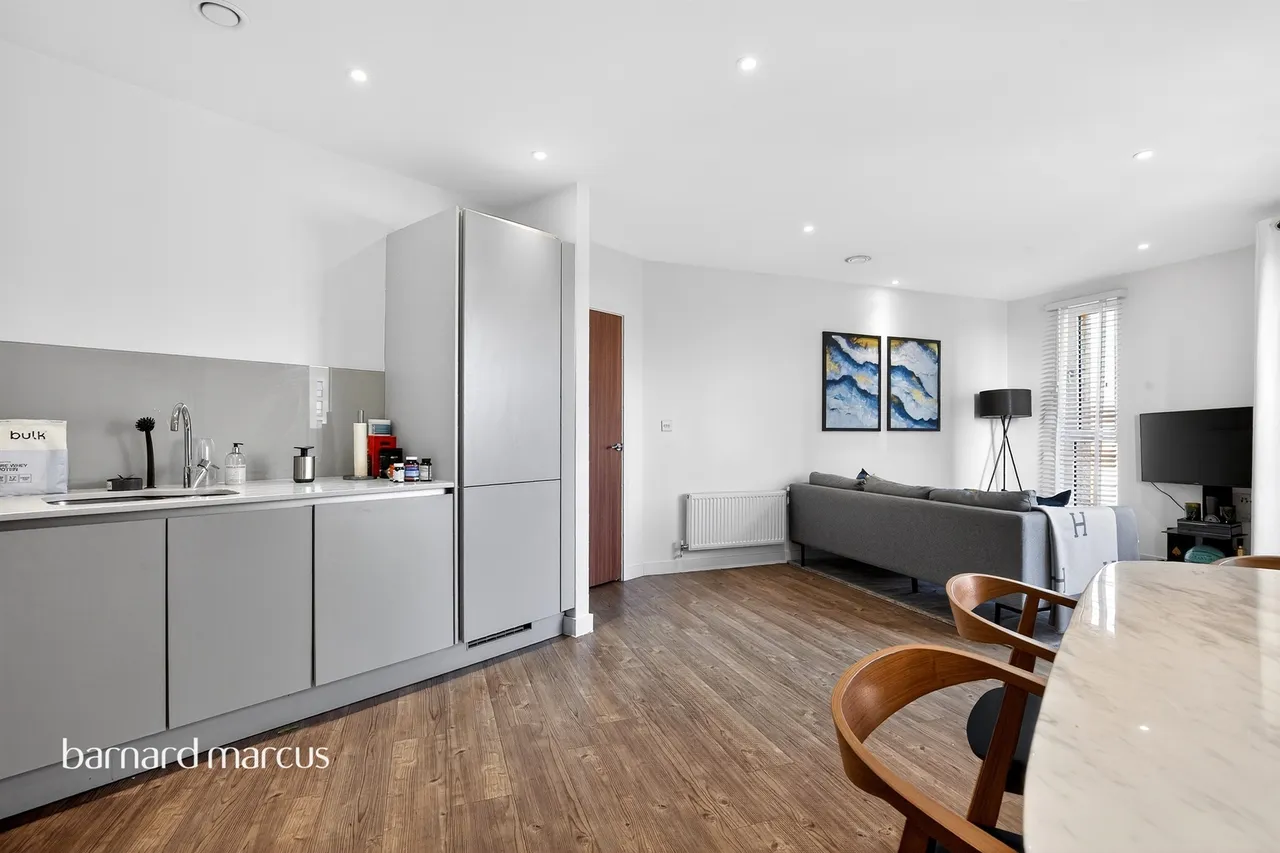 Moorhen Drive, London, NW9, photo 11