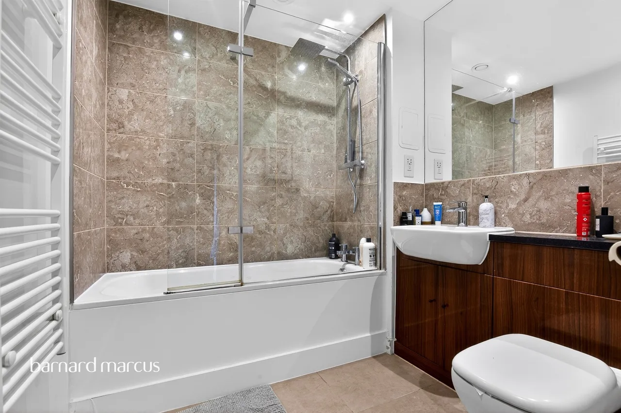 Moorhen Drive, London, NW9, photo 9