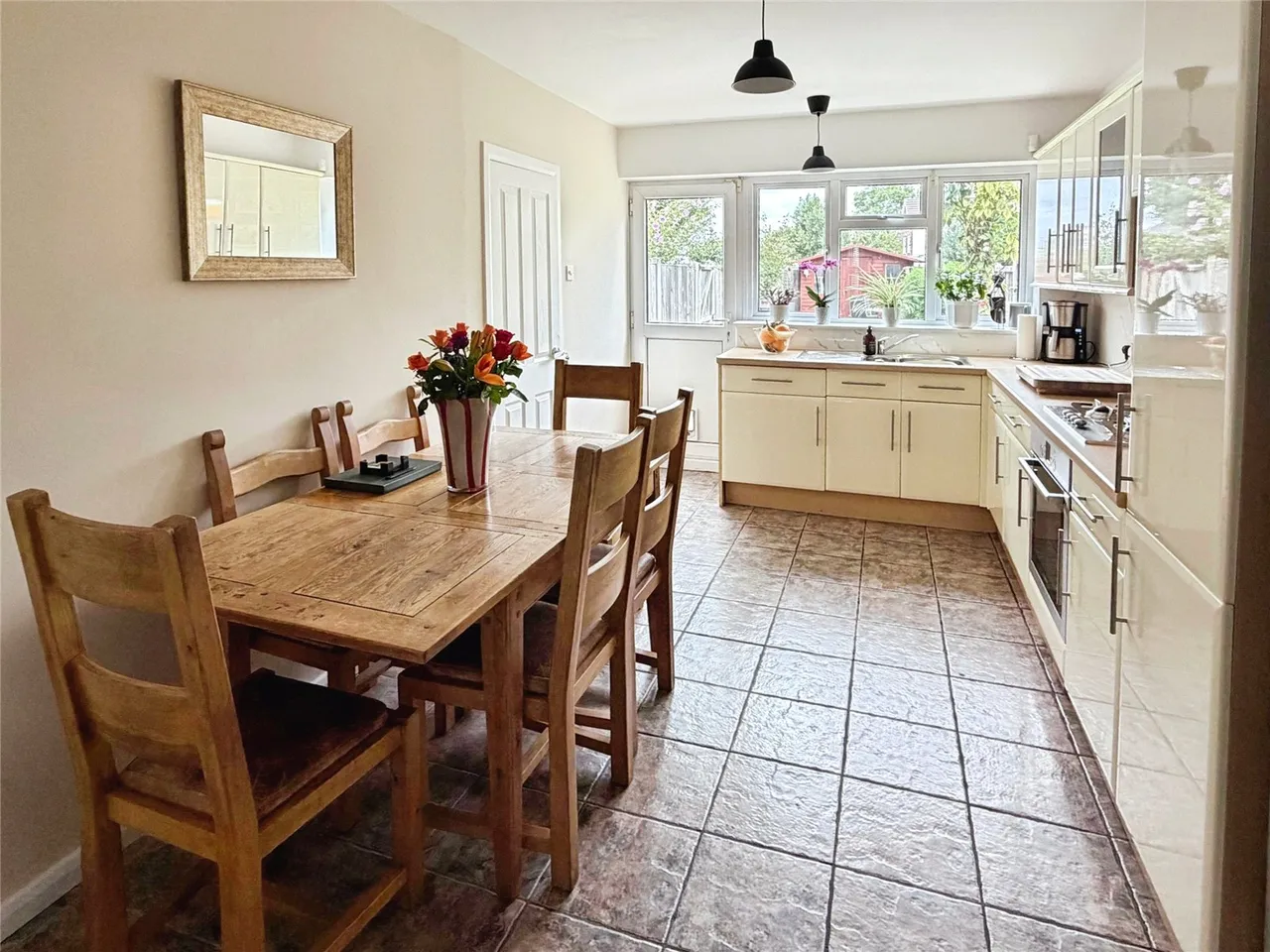 Albert Street, Warley, CM14, photo 4