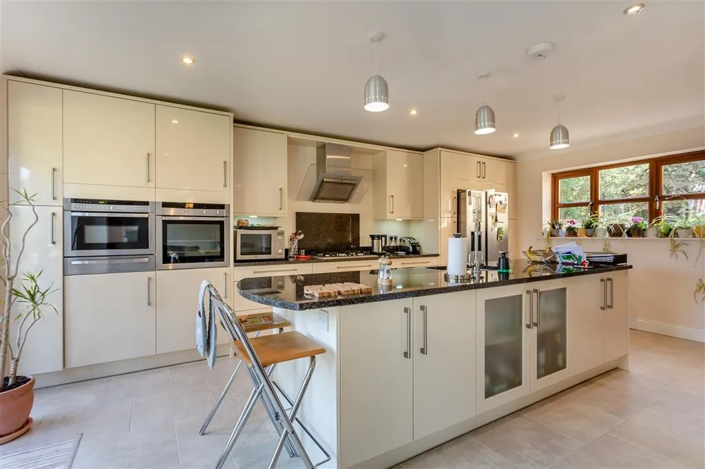 Grove Lane, Longthorpe, PE3, photo 5