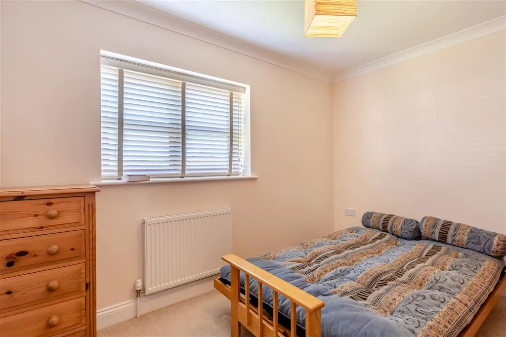 Grove Lane, Longthorpe, PE3, photo 12