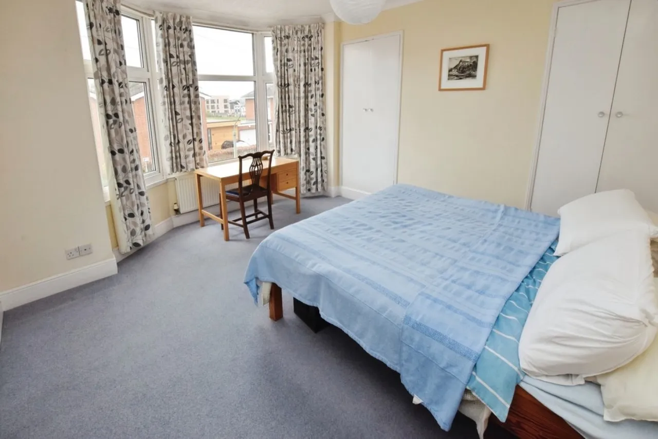 Barnardo Road, photo 6