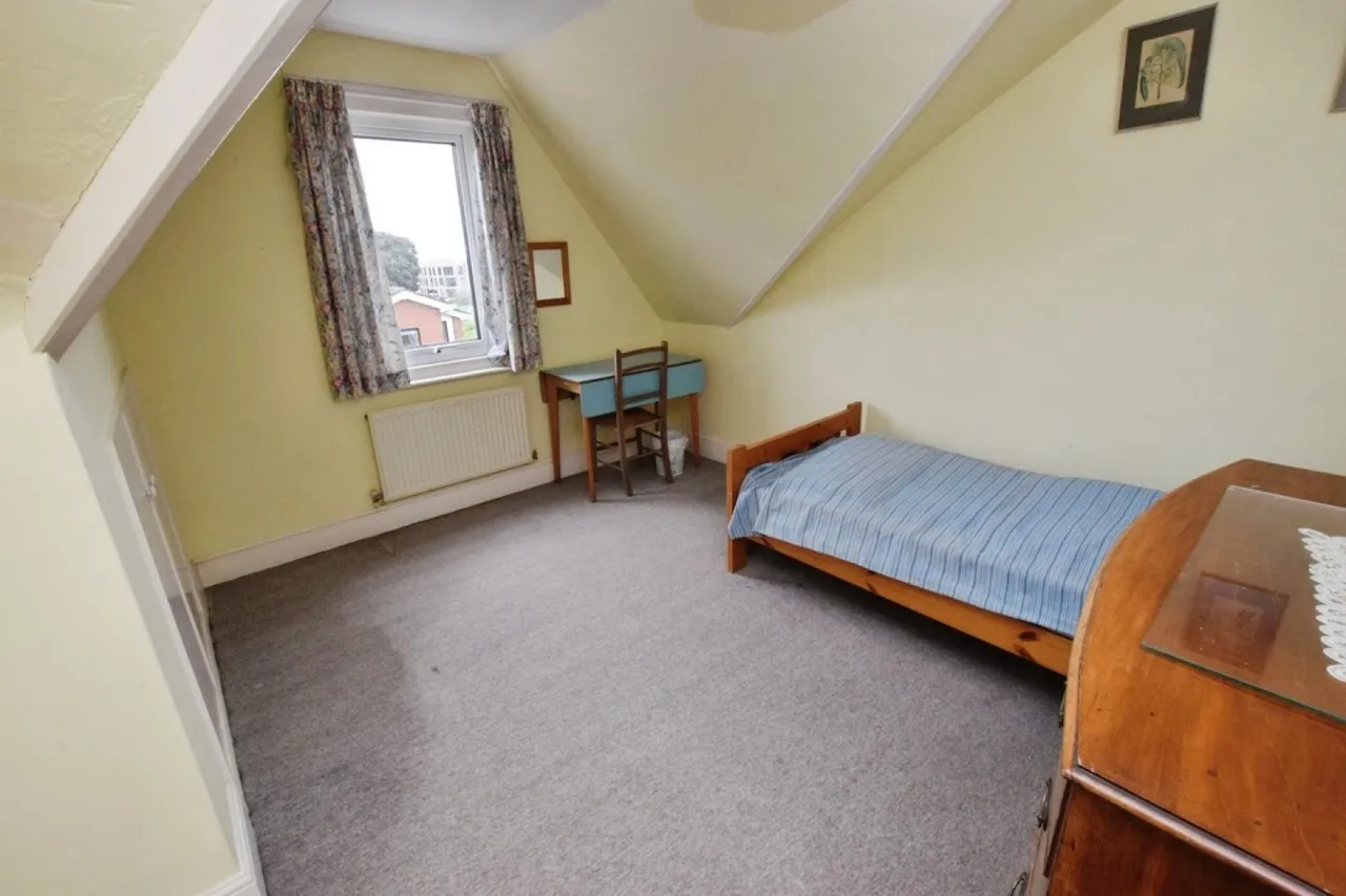Barnardo Road, photo 10