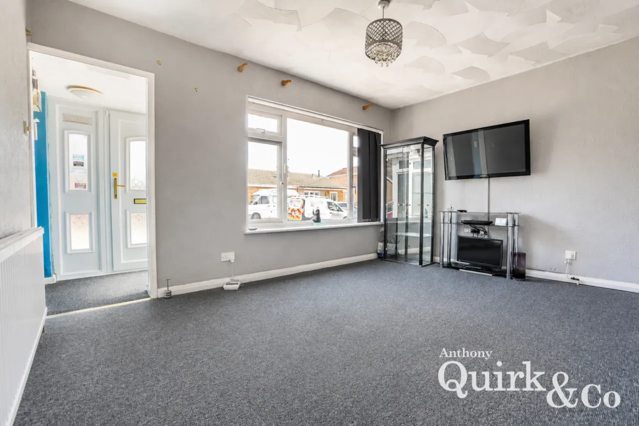 Gainsborough Avenue, Canvey Island, SS8, photo 5