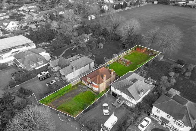4 bed house for sale — Vine Lane, Hillingdon