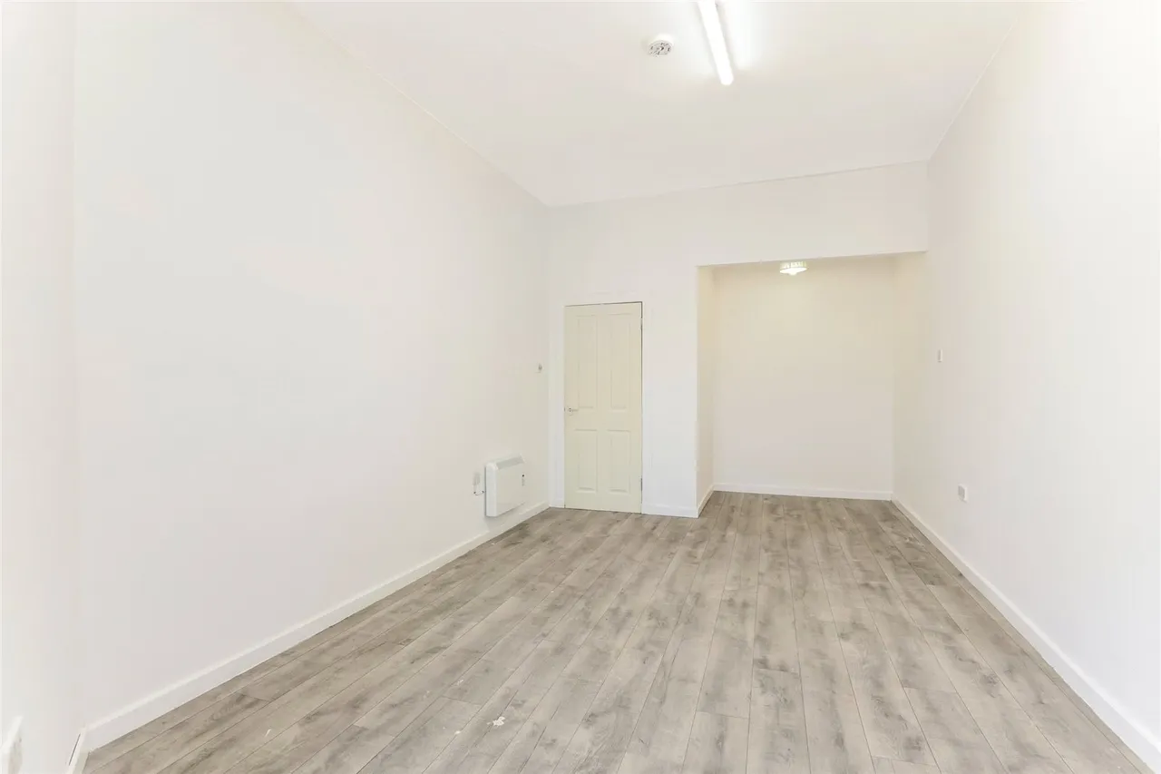 Cathcart Road, Glasgow, G42, photo 6