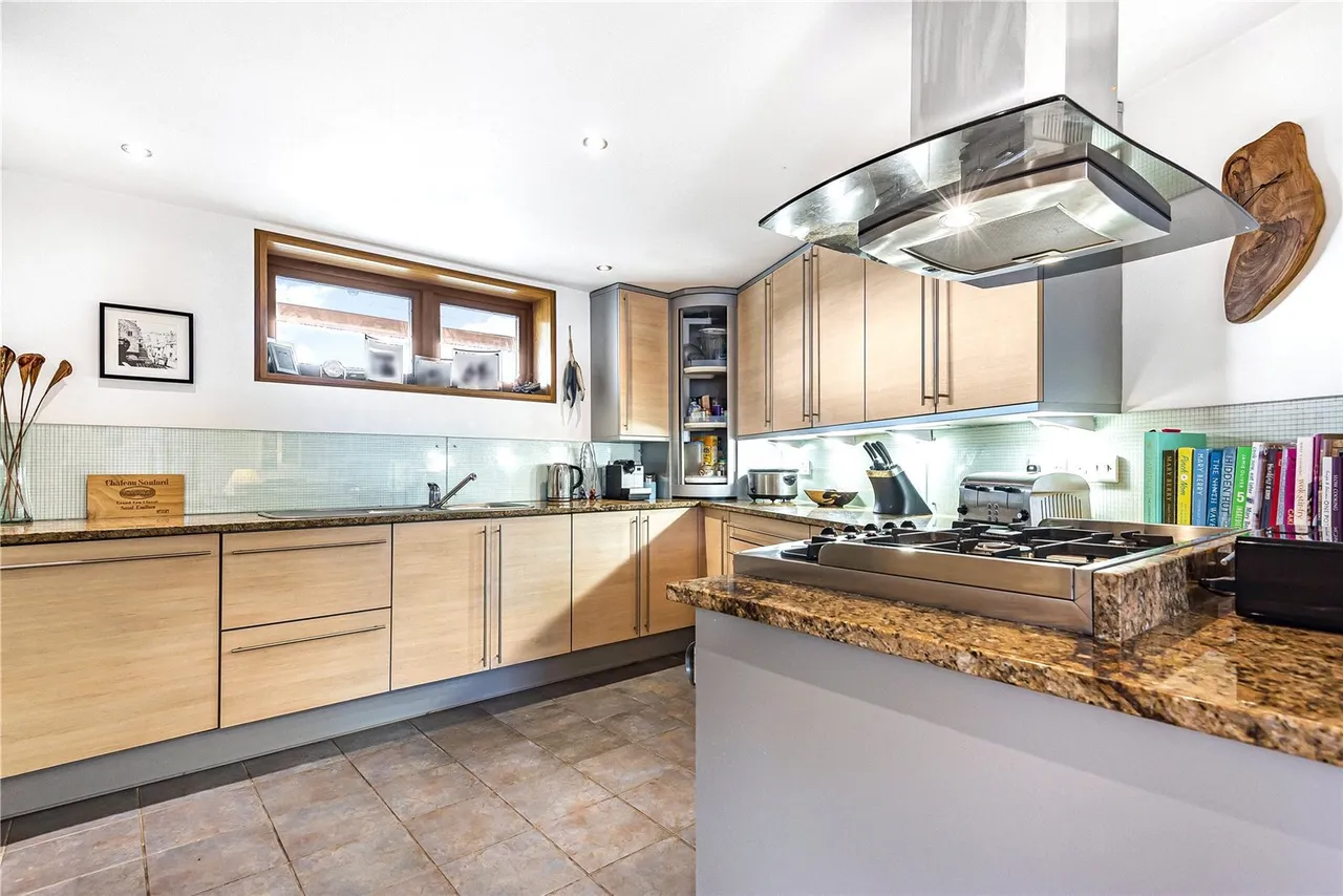 Maritime House, Discovery Quay, TR11, photo 2