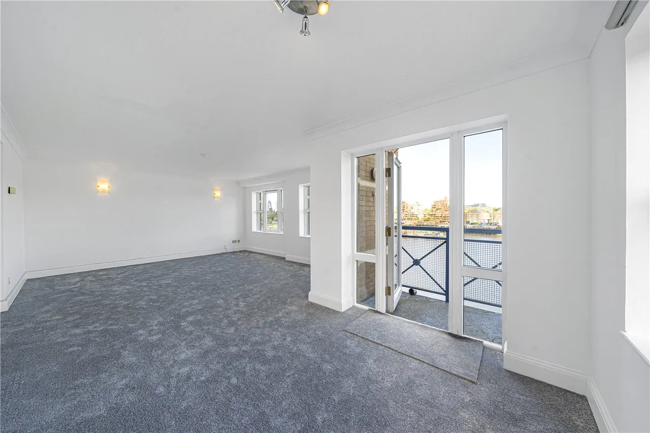 King & Queen Wharf, Rotherhithe Street, London, SE16, photo 4
