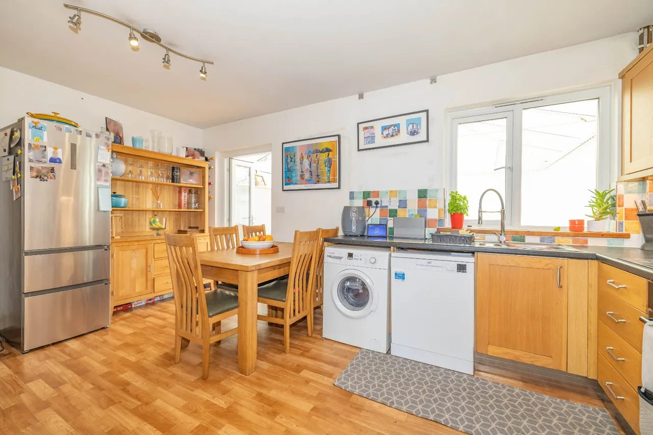 Deansway Avenue, Sturry, CT2, photo 3