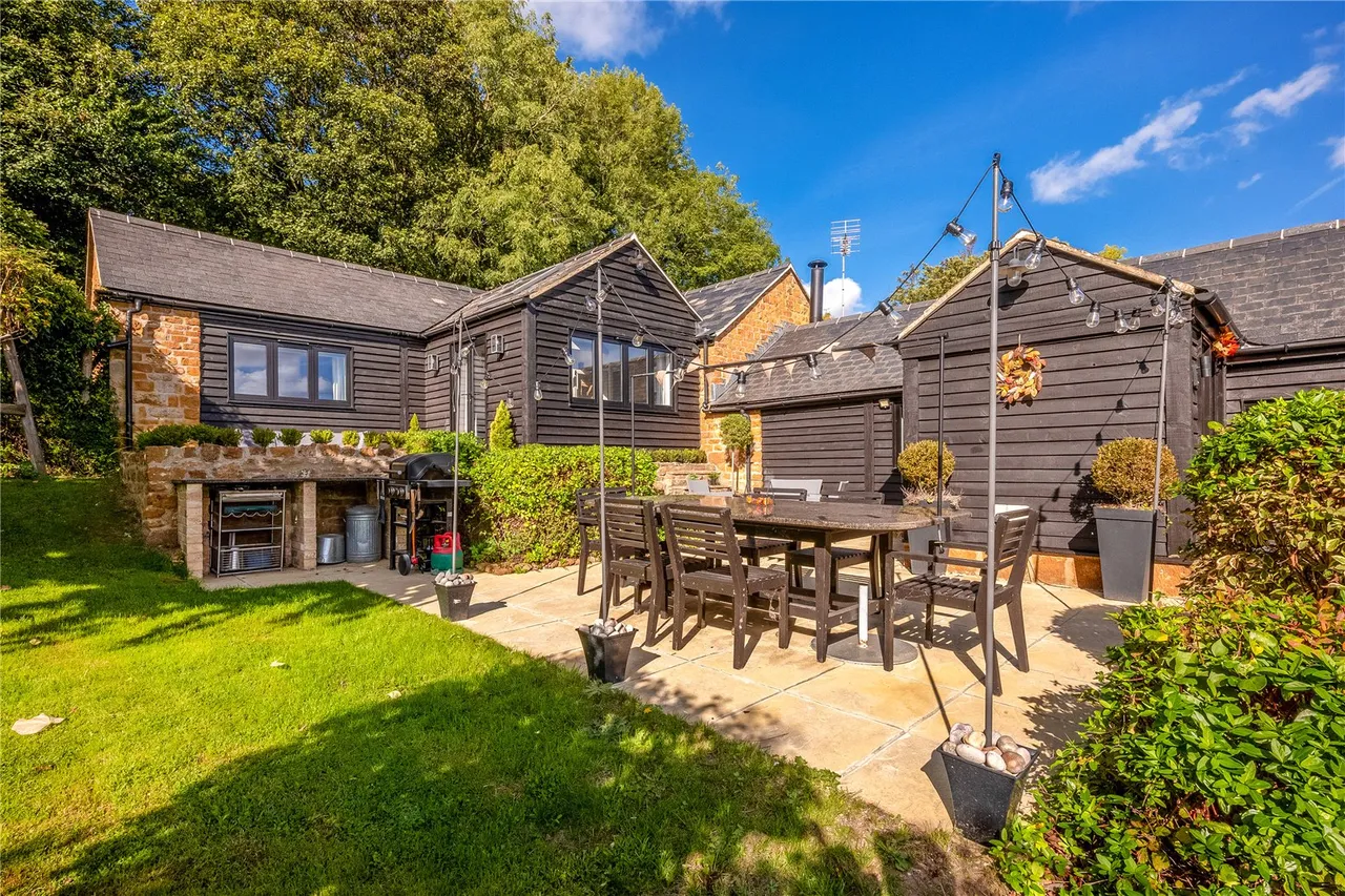 School Lane, Warmington, OX17, photo 22