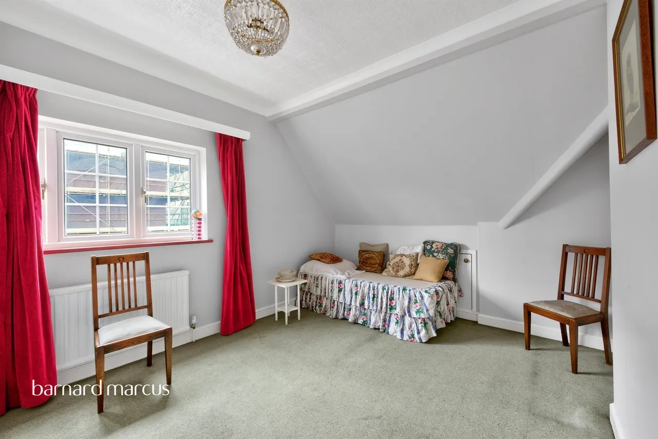 Upper Richmond Road West, Richmond, TW10, photo 17