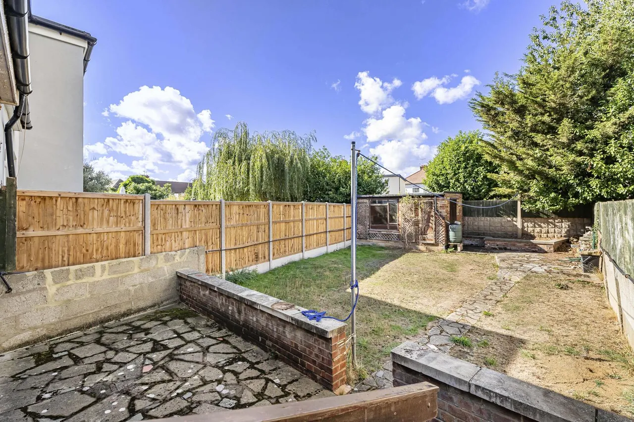 Nursery Close, Enfield, EN3, photo 19