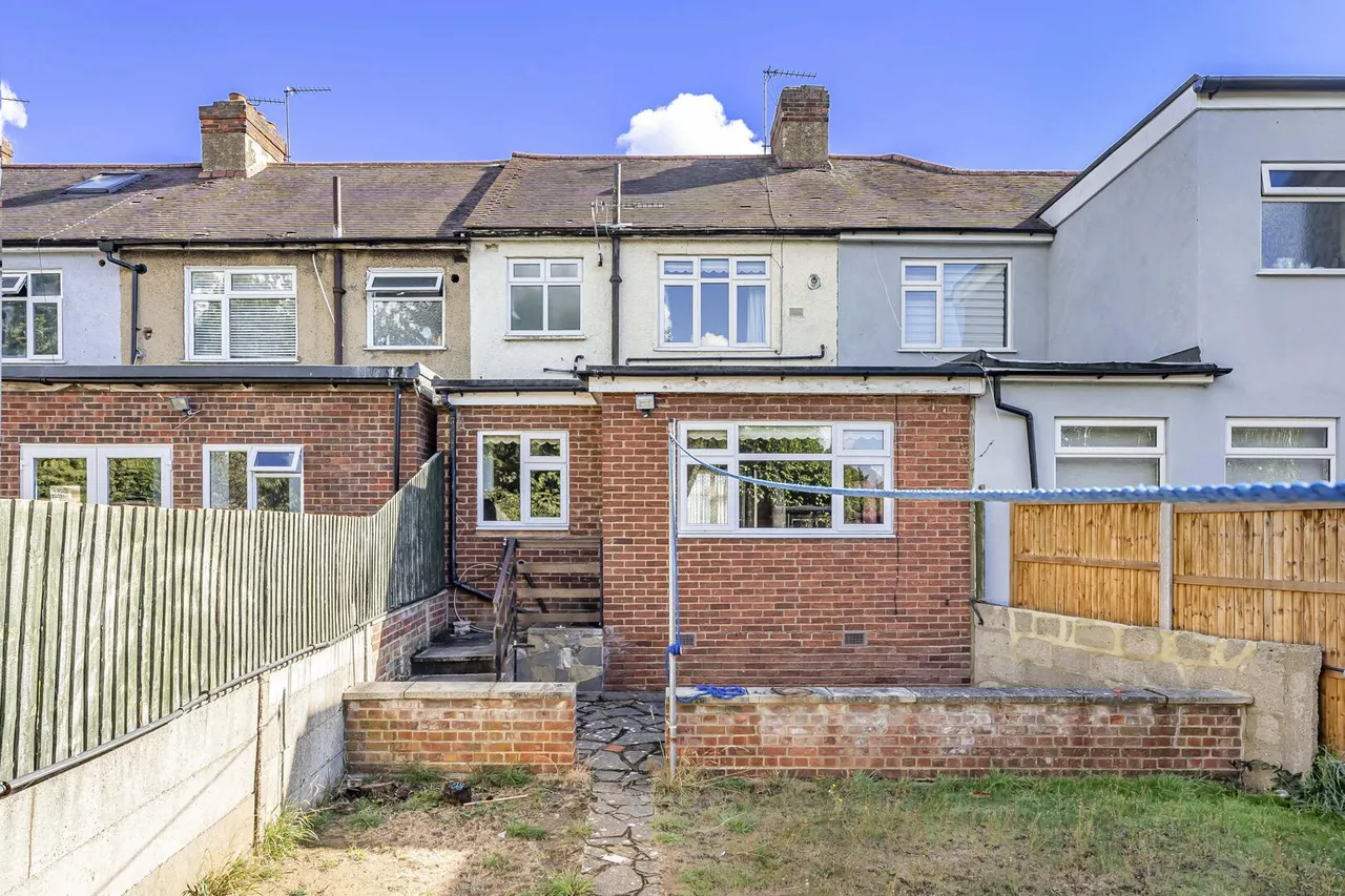 Nursery Close, Enfield, EN3, photo 22