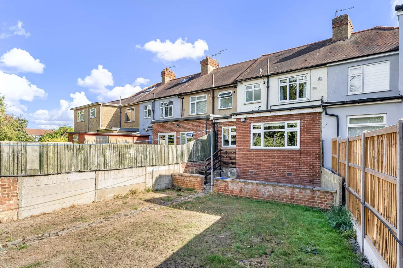 Nursery Close, Enfield, EN3, photo 23