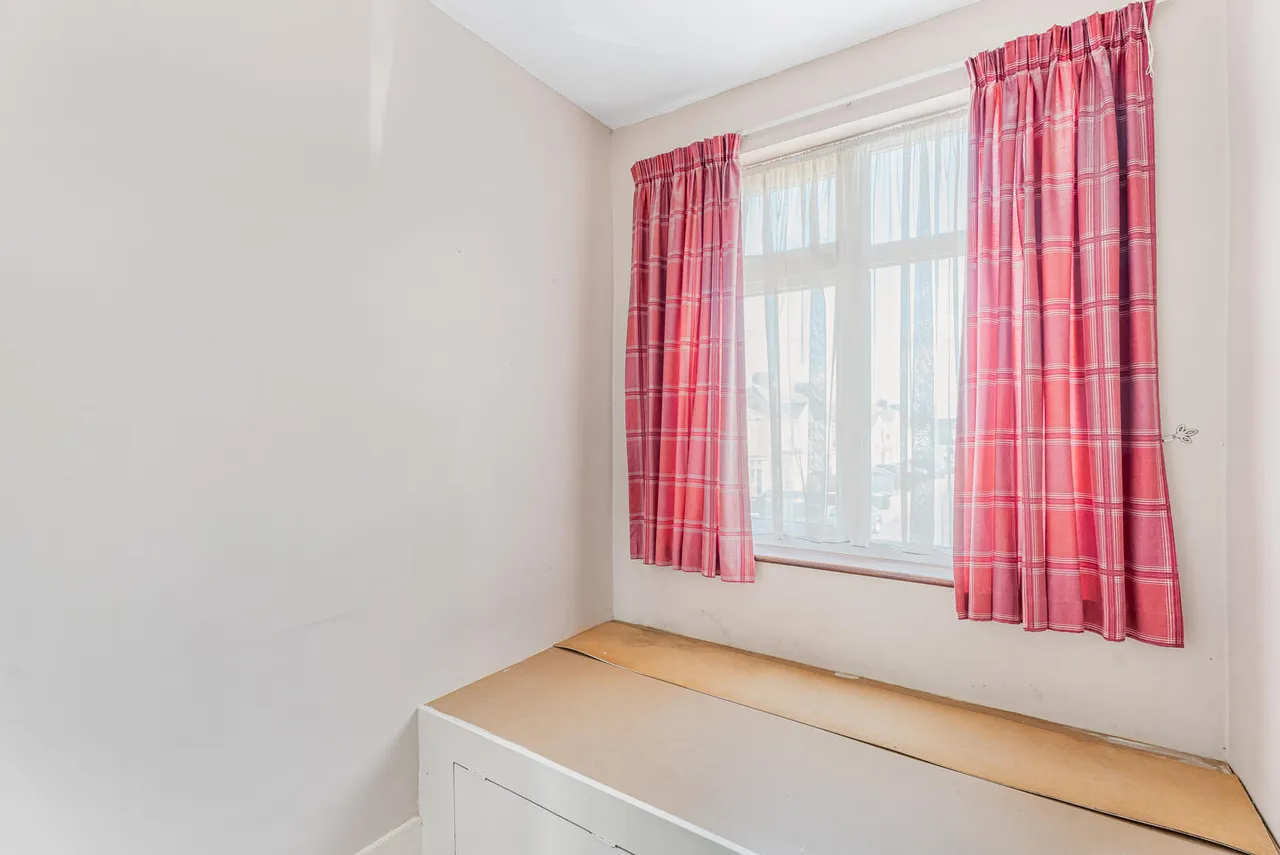 Nursery Close, Enfield, EN3, photo 17