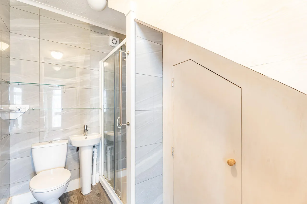 Nursery Close, Enfield, EN3, photo 10