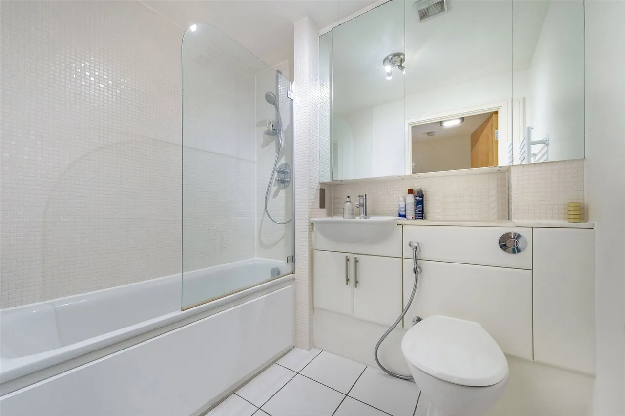 Cassilis Road, London, E14, photo 6