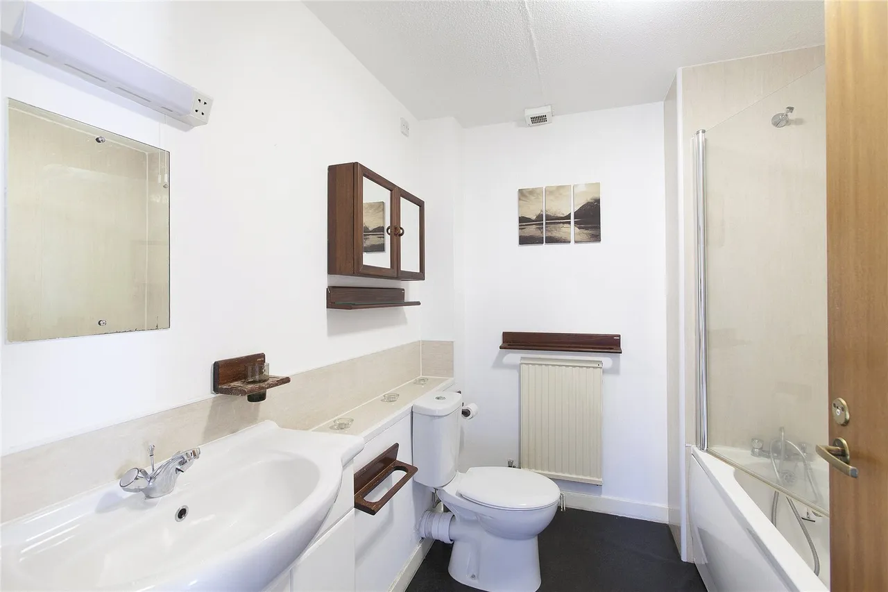 Myreside Court, Edinburgh, EH10, photo 8