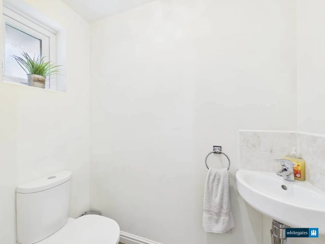 Lambourne Court, Gwersyllt, LL11, photo 21