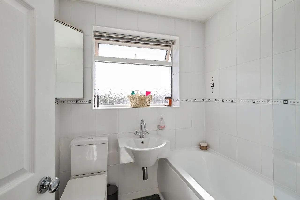 The Mere, Ashton-under-Lyne, Greater Manchester, OL6, photo 17