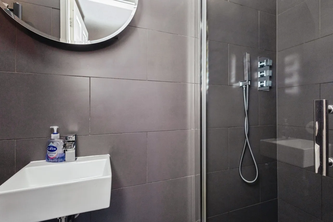 The Mere, Ashton-under-Lyne, Greater Manchester, OL6, photo 14