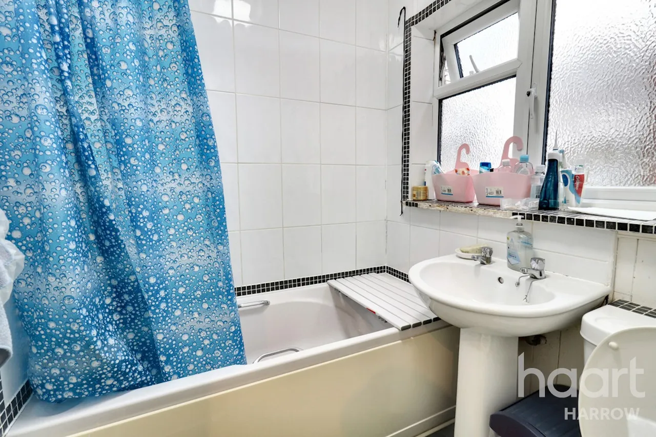 Lowther Road, Stanmore, HA7, photo 3