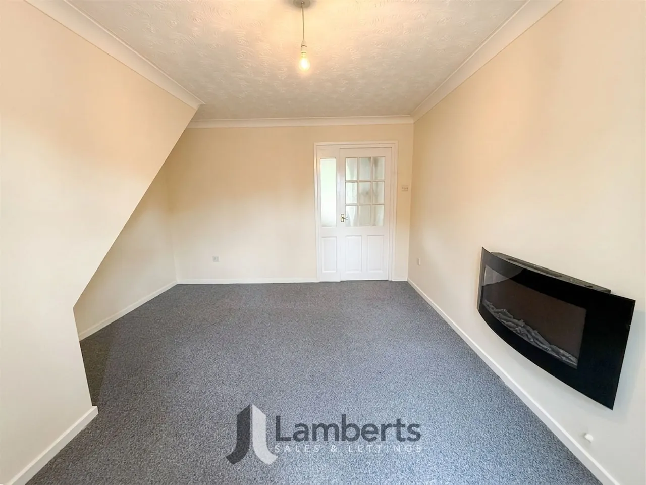 62 Abbey Close, Bromsgrove, photo 5
