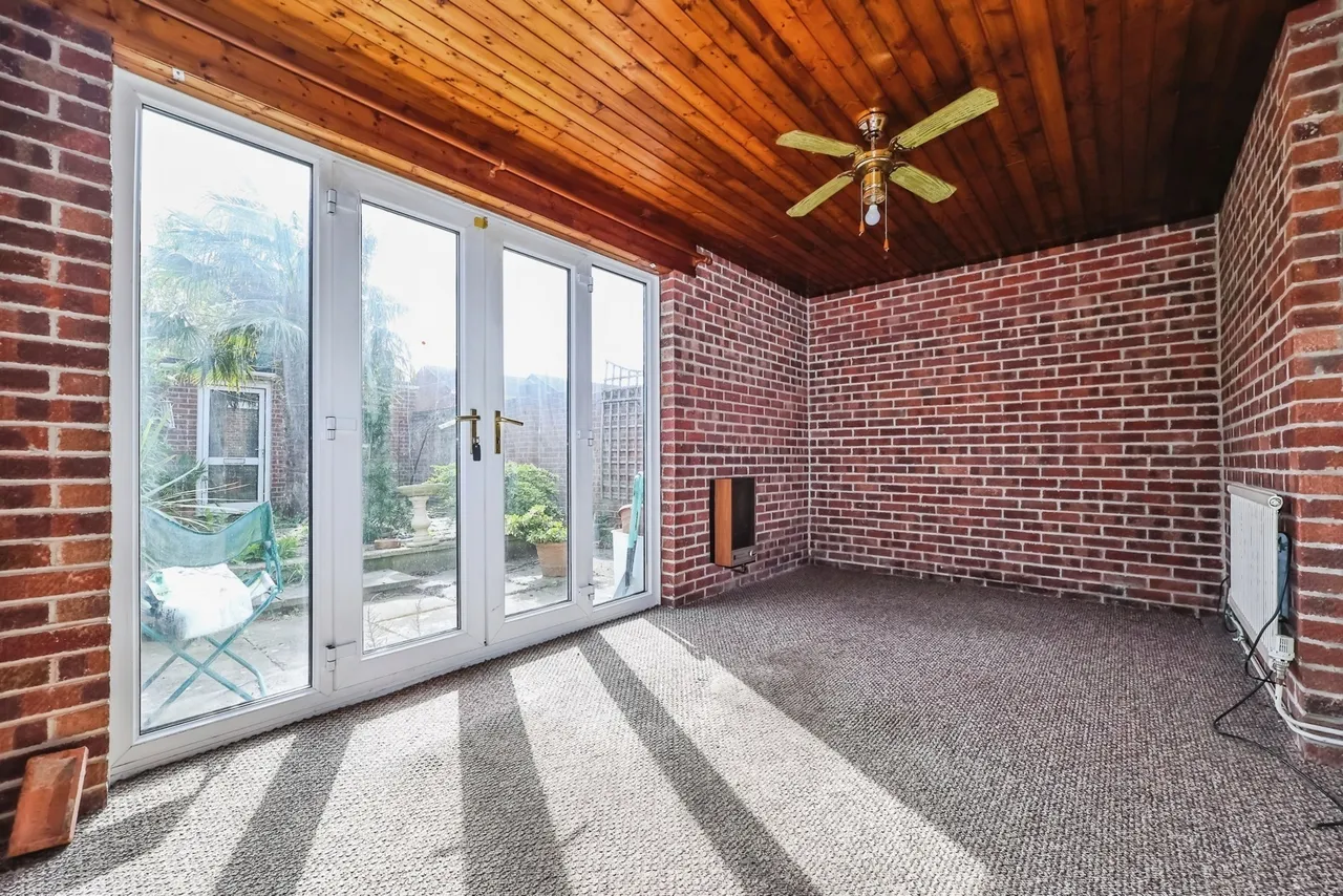 Pieris Drive, Barton Green, Nottingham, NG11, photo 6