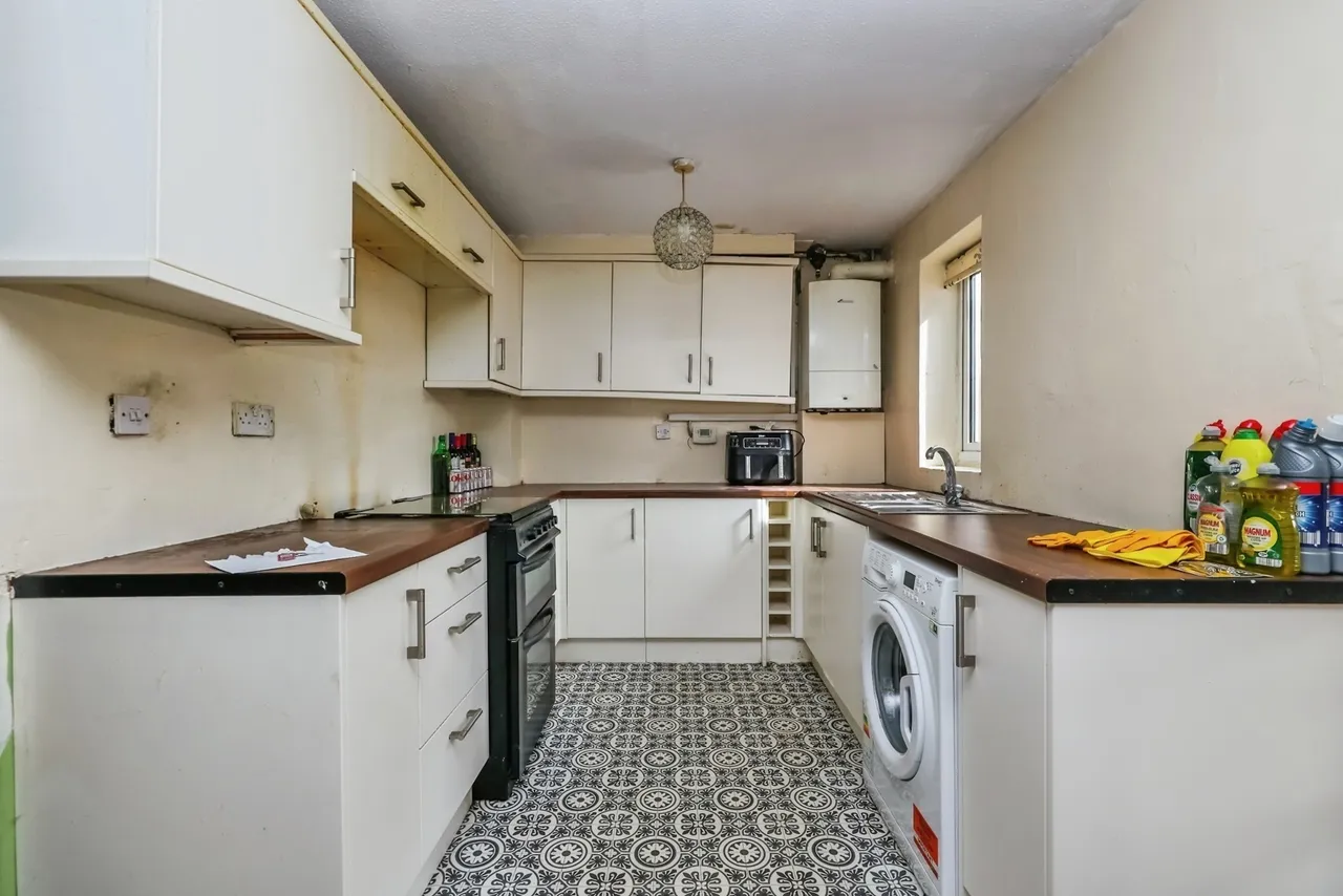 Pieris Drive, Barton Green, Nottingham, NG11, photo 4