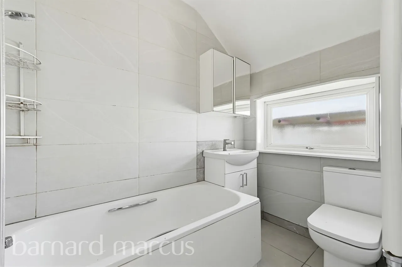 Elmcroft Close, Feltham, TW14, photo 7