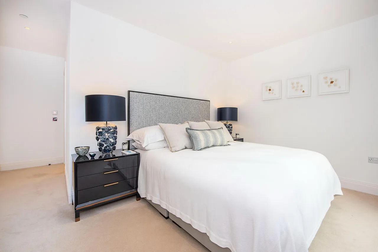 Broom Road, Teddington, TW11, photo 6